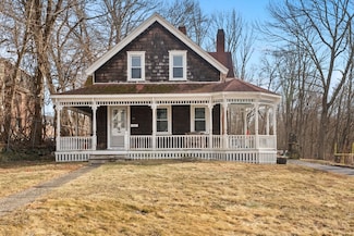 99 Hart St, Taunton, MA 02780