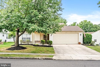 9 Carriage Hill Ln, Columbus, NJ 08022