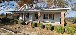 272 W Littlefield Rd, Ayden, NC 28513