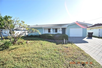 2513 Gulf Blvd, Belleair Beach, FL 33786