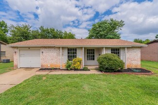 1114 Crane Dr, Euless, TX 76039