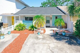 202 Dawn Ct, Kissimmee, FL 34743