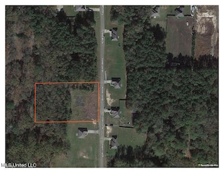 108 Forest Lake Dr, Byram, MS 39272