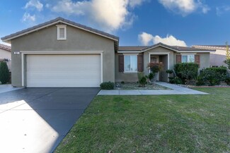 657 S Apricot Ave, Fresno, CA 93727