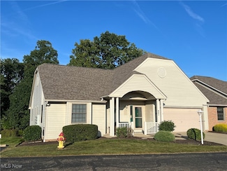 861 Beverly Ave, Canal Fulton, OH 44614