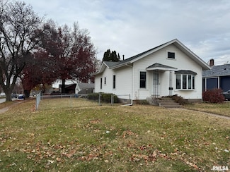 3122 W Locust St, Davenport, IA 52804