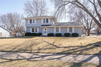 2410 4th St SW, Altoona, IA 50009