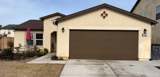 5544 W Lansing Way, Fresno, CA 93722