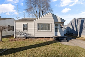 26315 Hampden St, Madison Heights, MI 48071