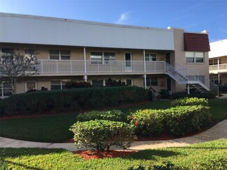 10033 64th Ave N Unit 15, Saint Petersburg, FL 33708