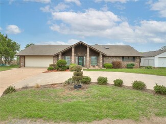 205 W Michigan Ave, Corn, OK 73024