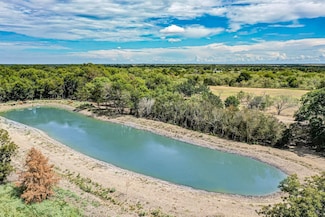 637 Lyman T Davis Rd, Corsicana, TX 75110