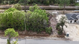826 Calumet St E, Lehigh Acres, FL 33974