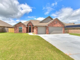 20755 Twisted Oak Rd, Harrah, OK 73045
