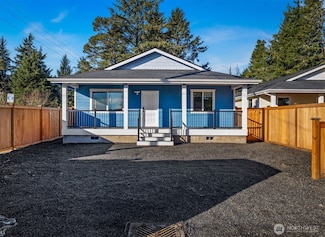 706 N Third St, Westport, WA 98595