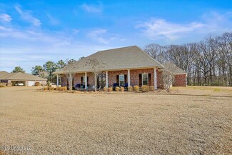 209 Allen Dr, Brandon, MS 39047