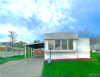 10 Vibernum Dr, Hamburg, NY 14075