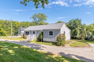 108 Railroad Ave, Epping, NH 03042