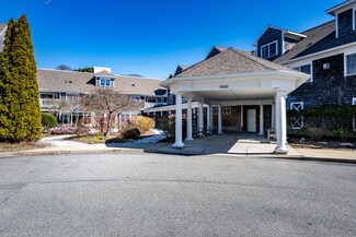 912 Main St Unit 306, Chatham, MA 02633