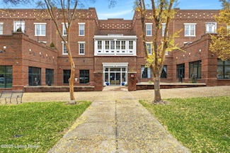 10619 Meeting St Unit 212, Prospect, KY 40059