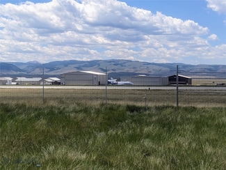 42 E Hawker Ln, Ennis, MT 59729