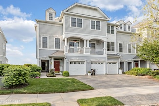 52 Golden Eye Ln, Port Monmouth, NJ 07758