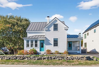202 Two Lights Rd, Cape Elizabeth, ME 04107