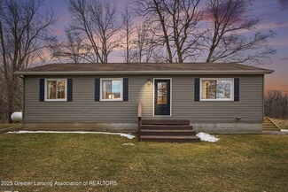 1341 Harper Rd, Mason, MI 48854