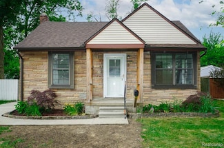 3911 Thomas Ave, Berkley, MI 48072