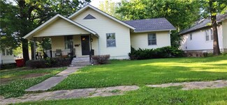 209 E Belleville St, Pittsburg, KS 66762