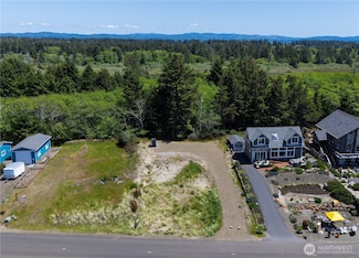 35000 J Place, Ocean Park, WA 98640