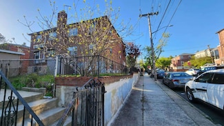 119-18 14th Ave, Flushing, NY 11356