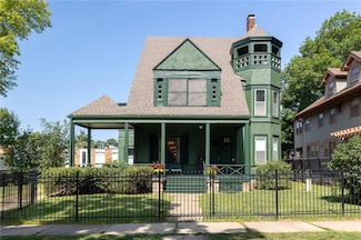 3632 Locust St, Kansas City, MO 64109