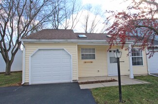 629 Yale Ln, Island Lake, IL 60042