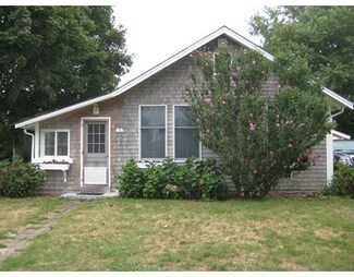 86 George St, Barnstable, MA 02630