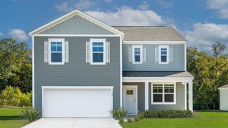 345 Willows Crescent Dr, Moncks Corner, SC 29461