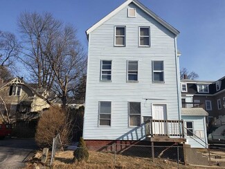 15 Newbury St, Worcester, MA 01609