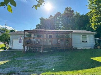 159 1st St, West Milford, WV 26451