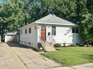 817 1st St SW, Wadena, MN 56482