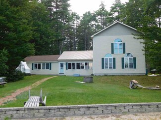 71 Shore Rd, East Wakefield, NH 03830