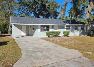 2209 SW 6th St, Ocala, FL 34471