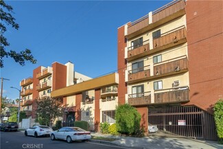 8710 Independence Ave Unit 302, Canoga Park, CA 91304
