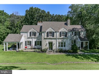 1200 Woodmont Rd, Gladwyne, PA 19035