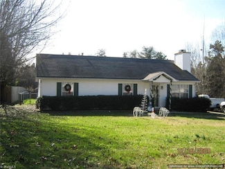 3904 Landover Dr, High Point, NC 27265