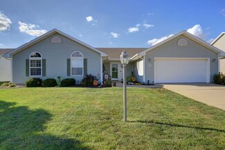 4012 Appletree Dr, Monticello, IL 61856