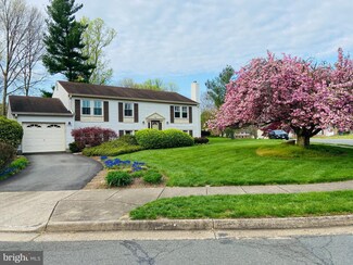 1546 Powells Tavern Place, Herndon, VA 20170
