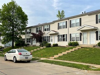 1636 Meyer Dr, Saint Charles, MO 63303