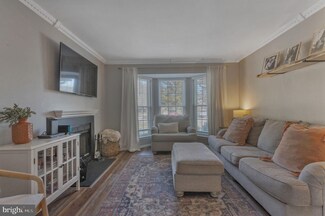 40 Kerry Lynn Ct, Williamstown, NJ 08094