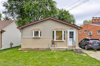 11864 Camden St, Livonia, MI 48150