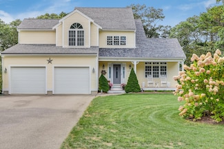 129 Plum Hollow Rd, East Falmouth, MA 02536